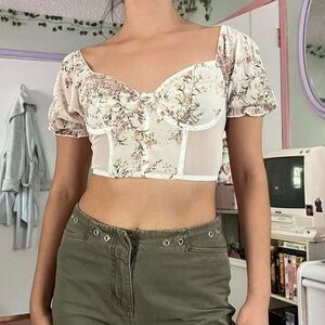 Floral Puff Sleeve Crop Top